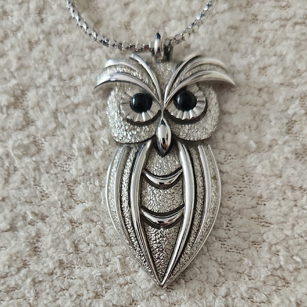 Silver Owl Pendant Necklace